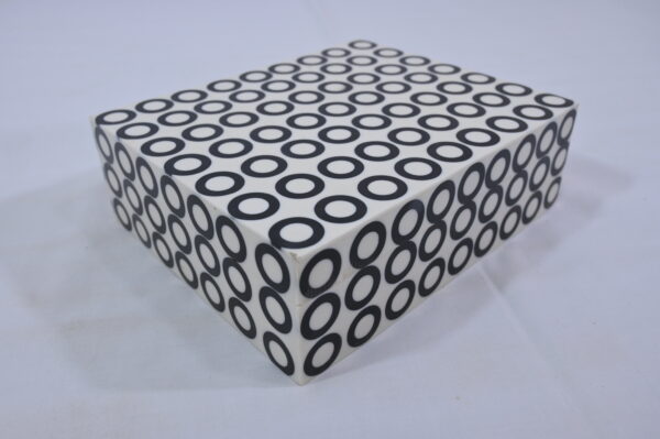White and Black Circle Texture Wooden Box