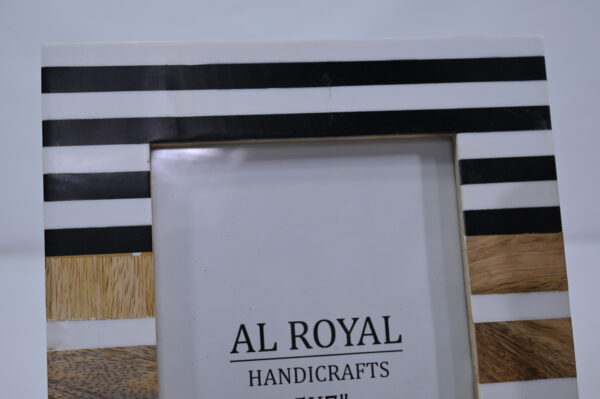 Lining Design Bone & Resin Photo Frame